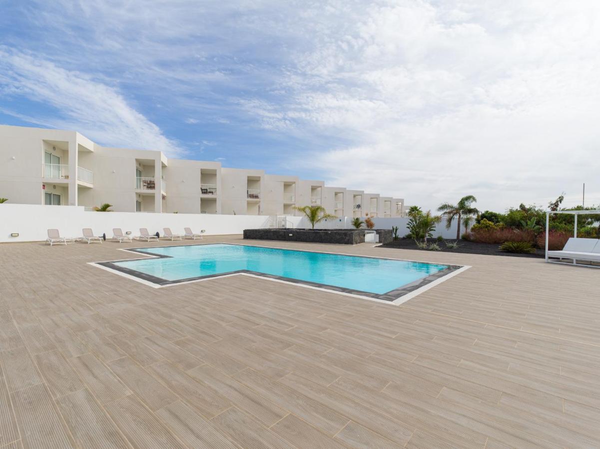 Homeforguest Sunset Senator With Pool And Terrace In Costa Teguise Zewnętrze zdjęcie